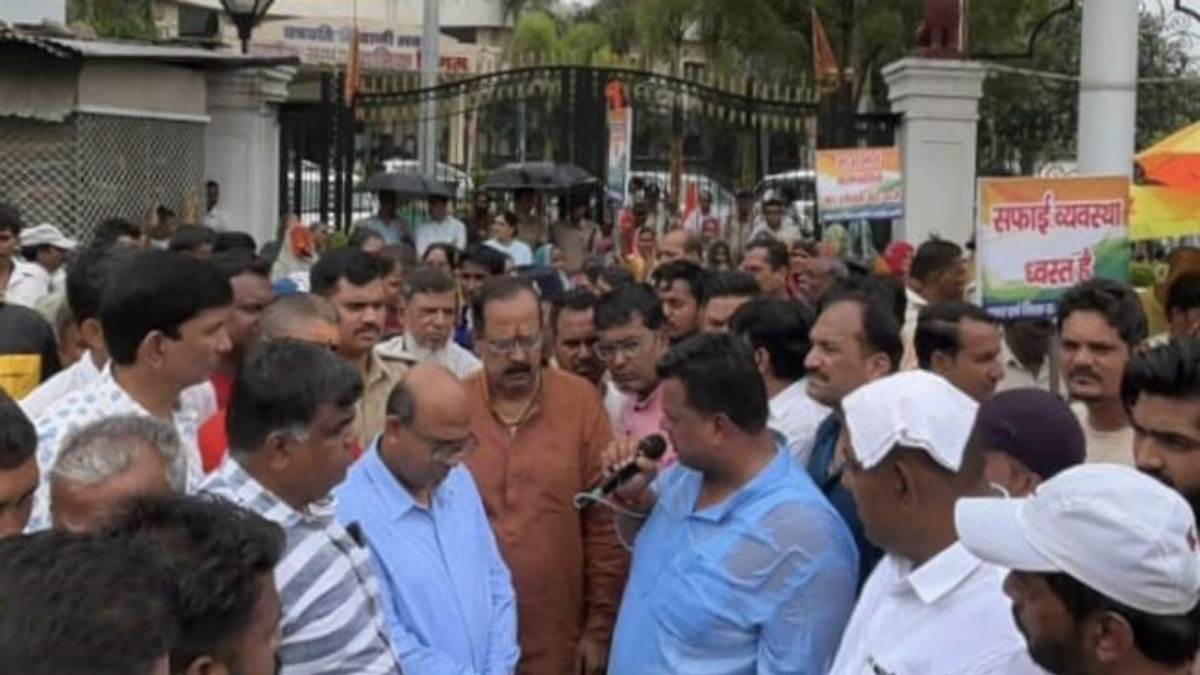 उज्जैन नगर निगम परिषद के विशेष सम्मेलन में टीडीआर मॉडल मंजूर...प्रभावितों को अब जल्दी मिलेगा मुआवजा