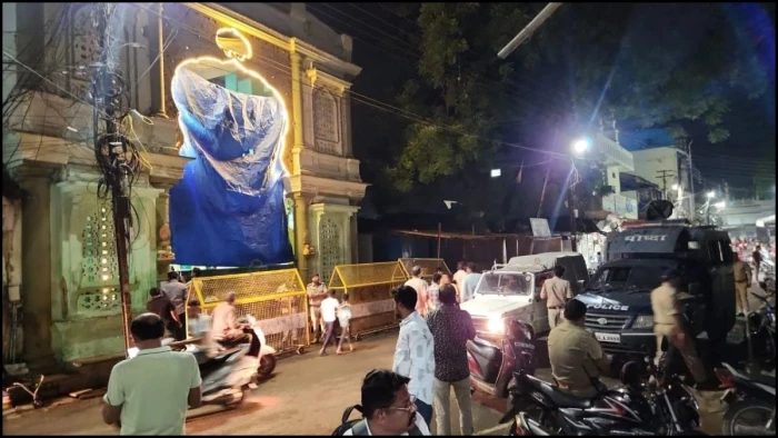 धार इमामबाड़ा मामला: मुस्लिम समाज ने SC में दायर याचिका ली वापस, पुलिस की मौजूदगी में हुई नमाज