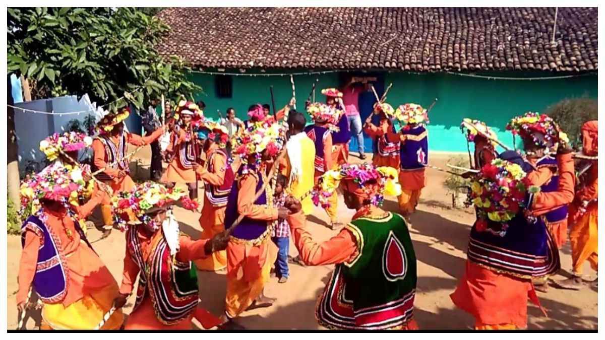 करम देव हो प्रसन्न...प्रकृति पूजा और भाई-बहन के स्नेह, विश्रामपुर अंचल में लोकसंस्कृति का अनूठा संगम