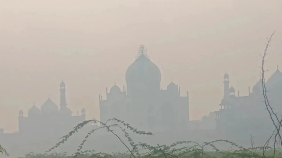 UP Weather Update: दीपावली के बाद बदला मौसम का हाल... सुबह धुंध, शाम ऐसा रहेगा मौसम का हाल
