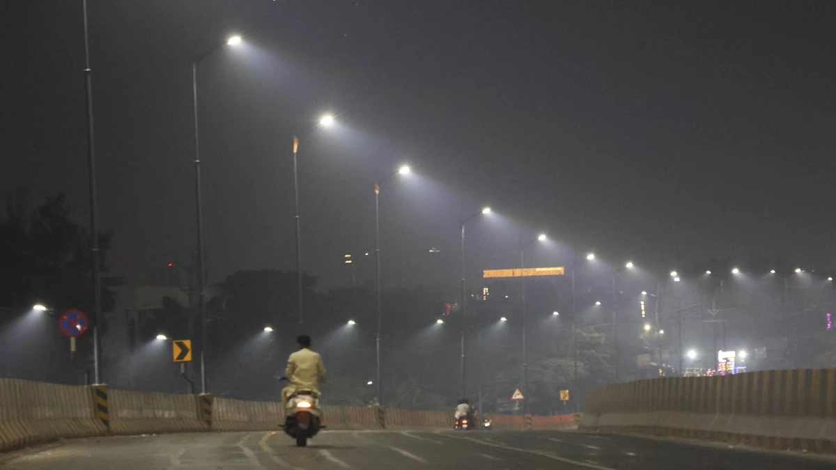इंदौर में पटाखों के धुएं से आठ घंटे तक रीगल क्षेत्र में ‘खतरनाक’ स्तर पर रहा प्रदूषण, एक्यूआई 500