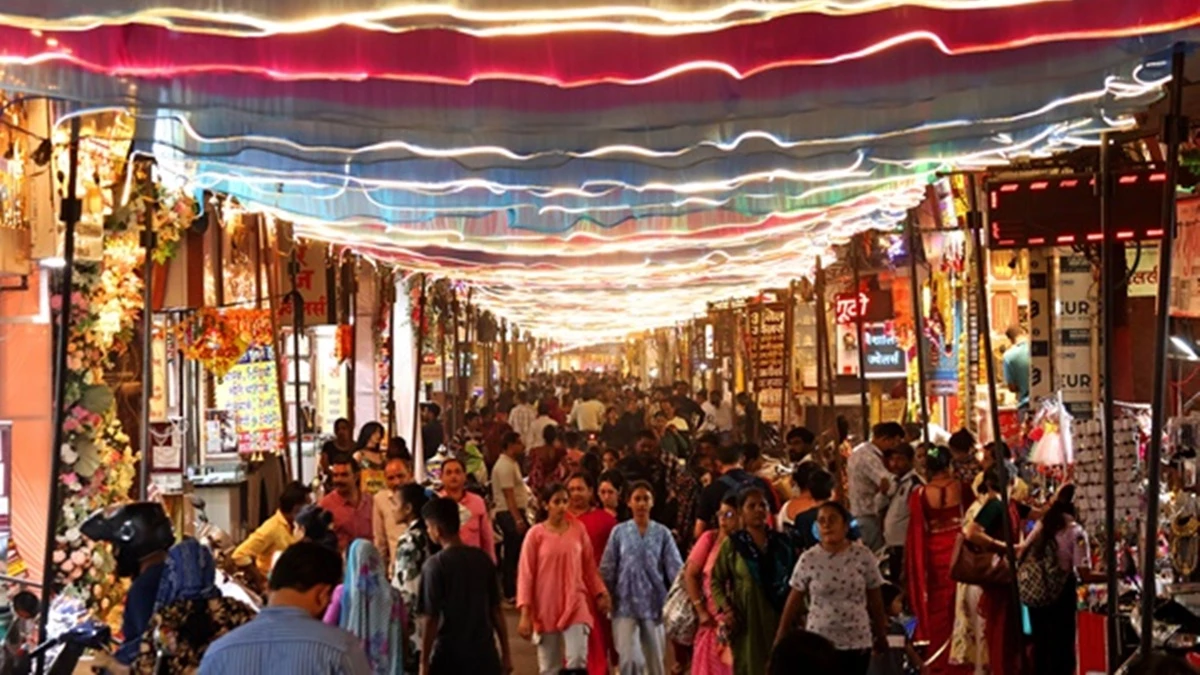 इंदौर में चोपड़ा पूजन के साथ शुरू होगा व्यापार का नया साल, चार दिन तक अलग-अलग बाजारों में शगुन में होंगे सौदे