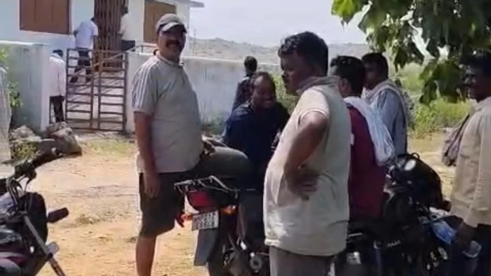 कटनी में दशहरा देखने जा रहे भाइयों को मारी टक्कर, तीनों ने मौके पर ही तोड़ा दम