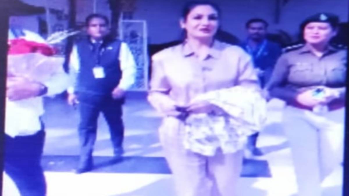 Ravina Tondon in Bhopal: रवीना टंडन पहुंचीं भोपाल, वन मेला में करेंगी शिरकत