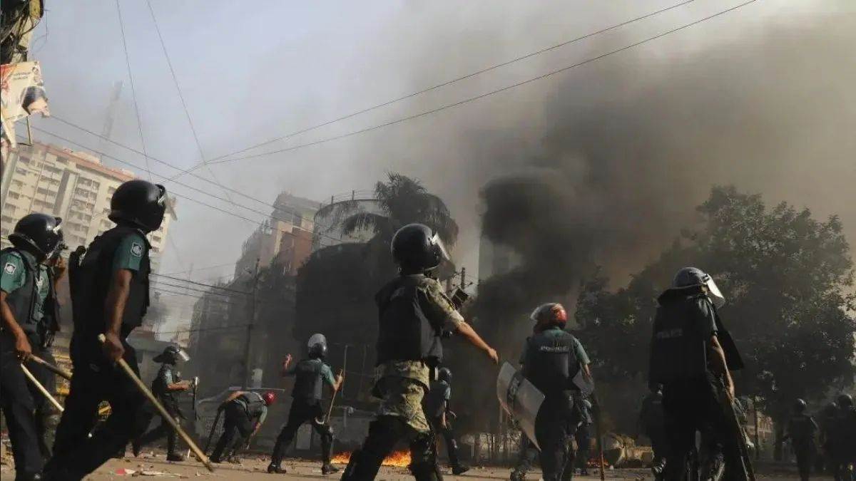 Bangladesh Violence: बांग्लादेश BNP नेता को सिर में मारी गोली; हादी की मौत के बाद दूसरी घटना के बाद फिर बवाल