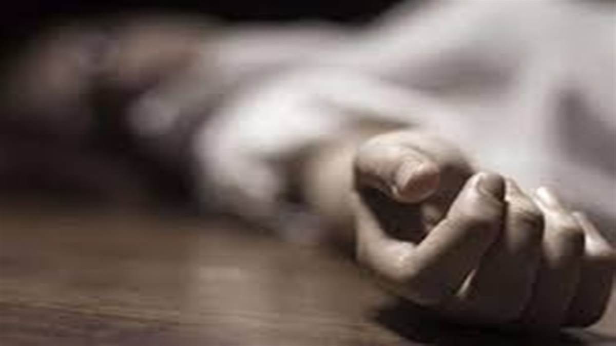 Bhopal Crime News: घरेलू परेशानियों से तनाव में महिला ने फांसी लगाकर जान दी
