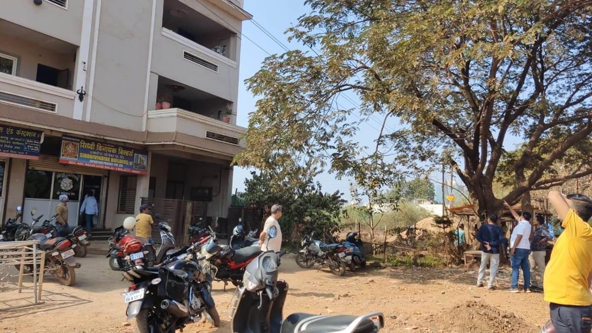 Bhilai News: हाई टेंशन लाइन की चपेट में आई तीन महिलाएं, एक की मौत, दो गंभीर, छत पर सफाई के दौरान हुआ हादसा