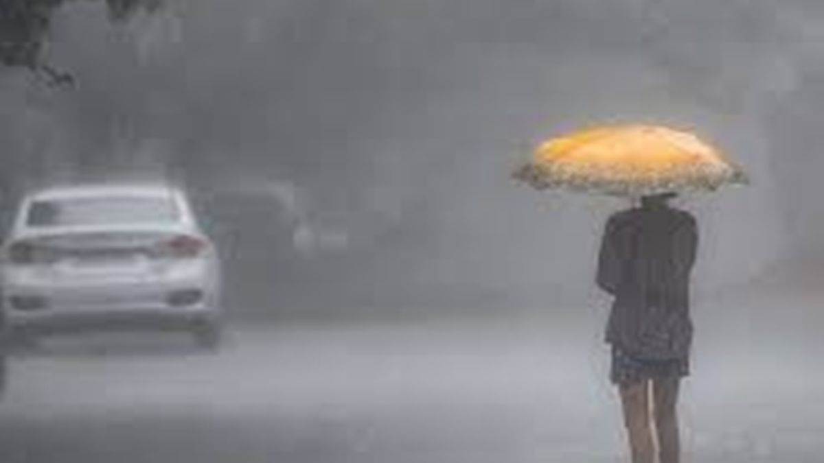 IMD Rain Alert: पश्चिमी विक्षोभ से बदला मौसम, 9 राज्यों में भारी बारिश और आंधी का अलर्ट