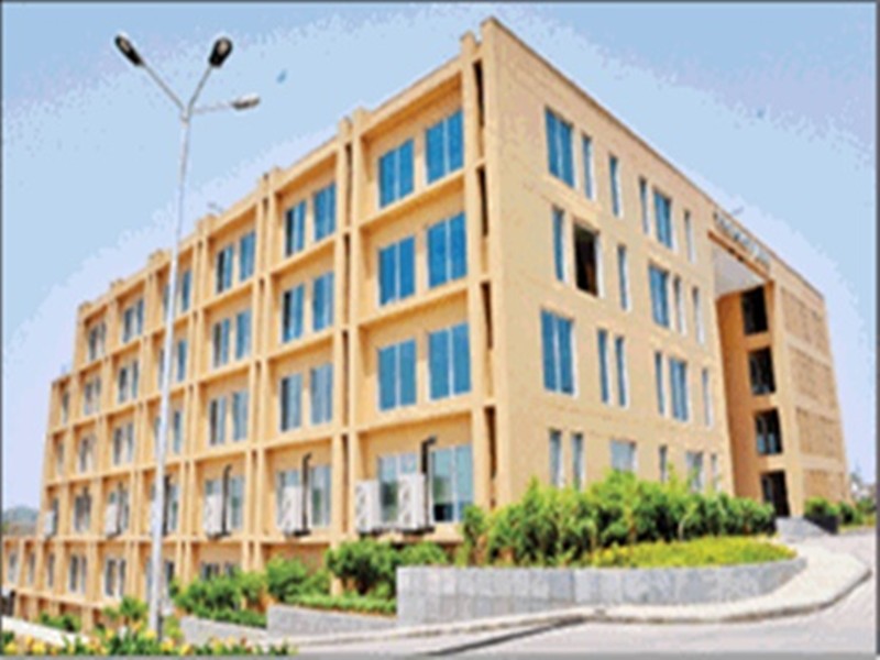 IT Park Jabalpur: 20 करोड़ में बन रही दो किलोमीटर लंबी आईटी पार्क की सड़क -  IT Park Jabalpur Two kilometer long IT Park road being built for 20 crores