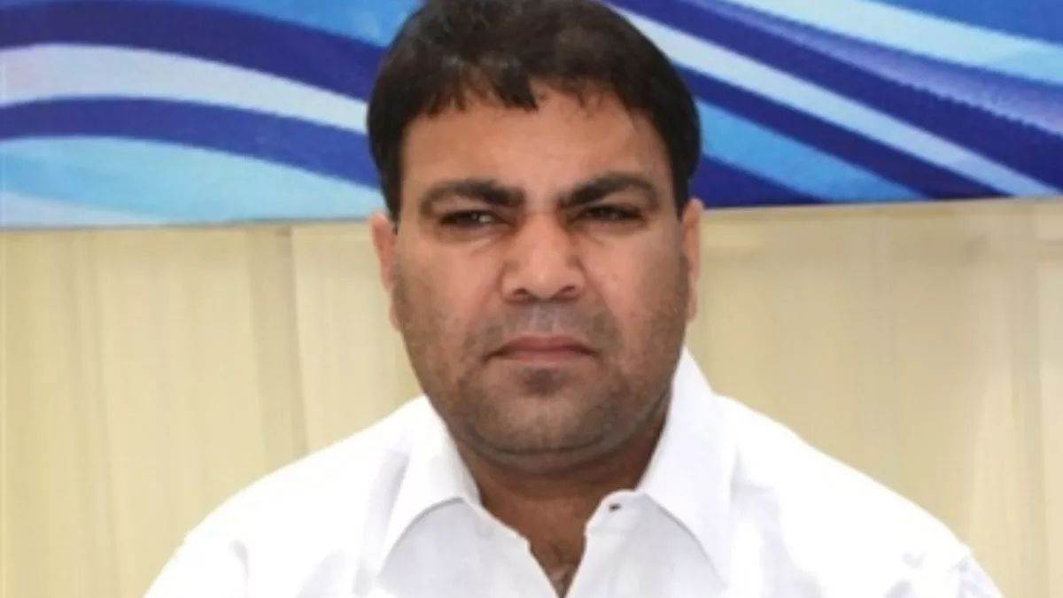 ED ने आप विधायक गुलाब सिंह यादव पर भी कसा शिकंजा, कई ठिकानों पर जारी है छापेमारी