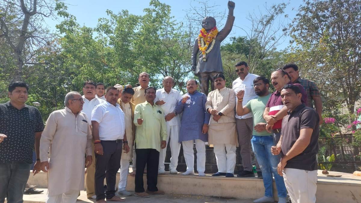 Bhopal News: जयंती पर याद आए हेमू कालानी, विधायक बीडी सबनानी बोले - बलिदानी के जीवन से प्रेरणा लें युवा