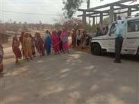 आदिवासी ग्रामीण कोविड-19 वैक्सीन लगाने से कर रहे हैं इनकार