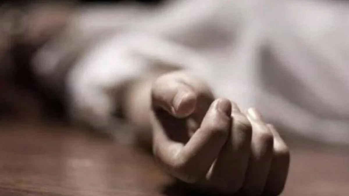 PM in two hospitals of one body ... In one report, confirmation of raping and strangling, death due to burning in another