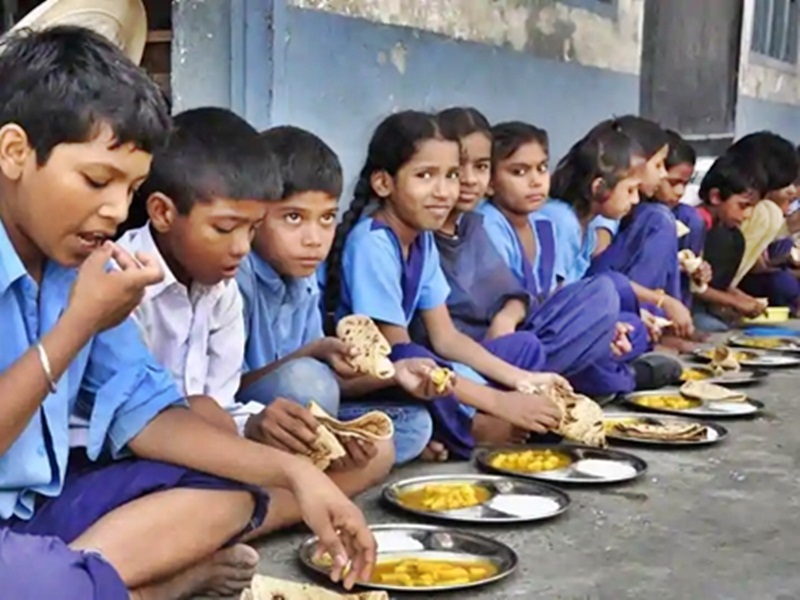 Mid Day Meal Scheme: These things will be delivered to the school children  in summer vacation