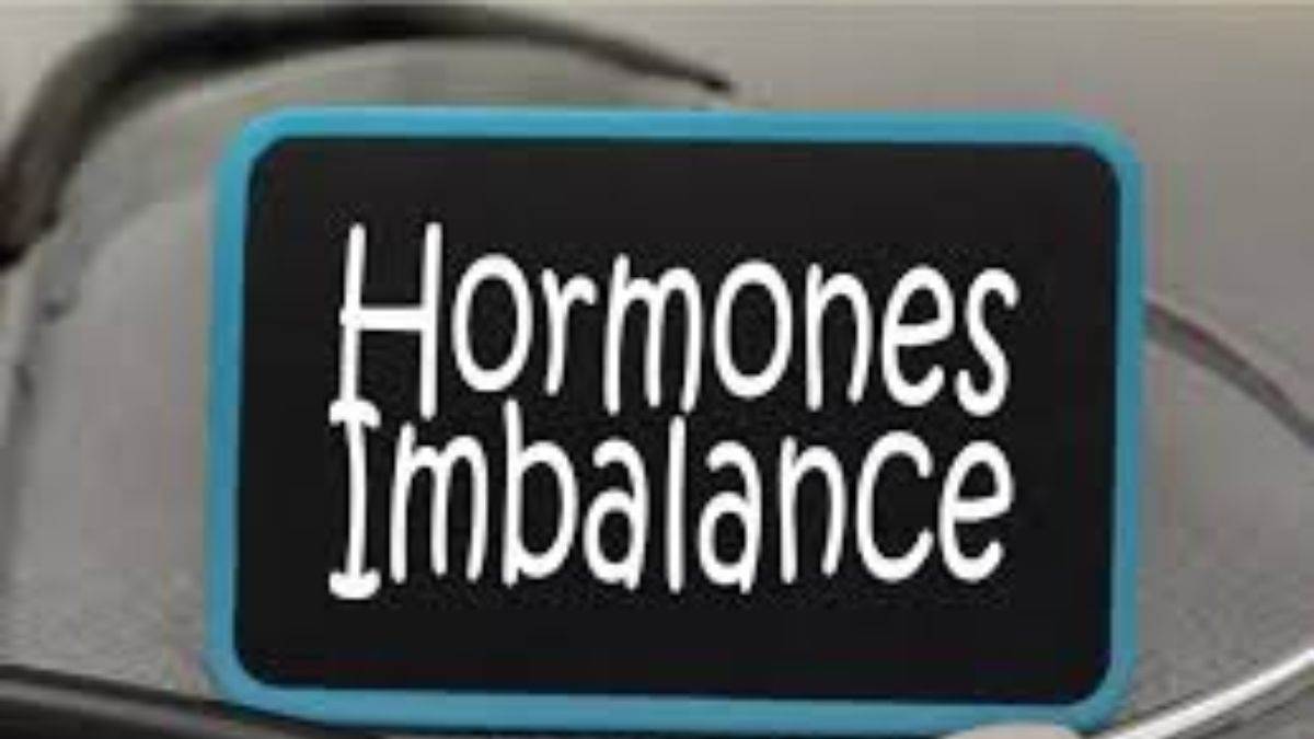 Hormonal Imbalance: शरीर में हार्मोन बैलेंस बिगड़ने पर दिखाई देते हैं ये शुरुआती संकेत, ऐसे करें खुद का ध्यान