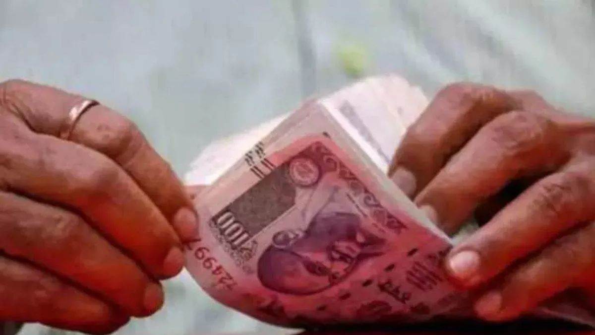 EPFO Youngsters Pension: पति-पत्नी नहीं बच्चों को मिल सकता है 25 साल तक पेंशन का लाभ, जानिए कैसे उठा सकते हैं फायदा EPFO Youngsters Pension: पति-पत्नी नहीं बच्चों को मिल सकता है 25 साल तक पेंशन का लाभ, जानिए कैसे उठा सकते हैं फायदा