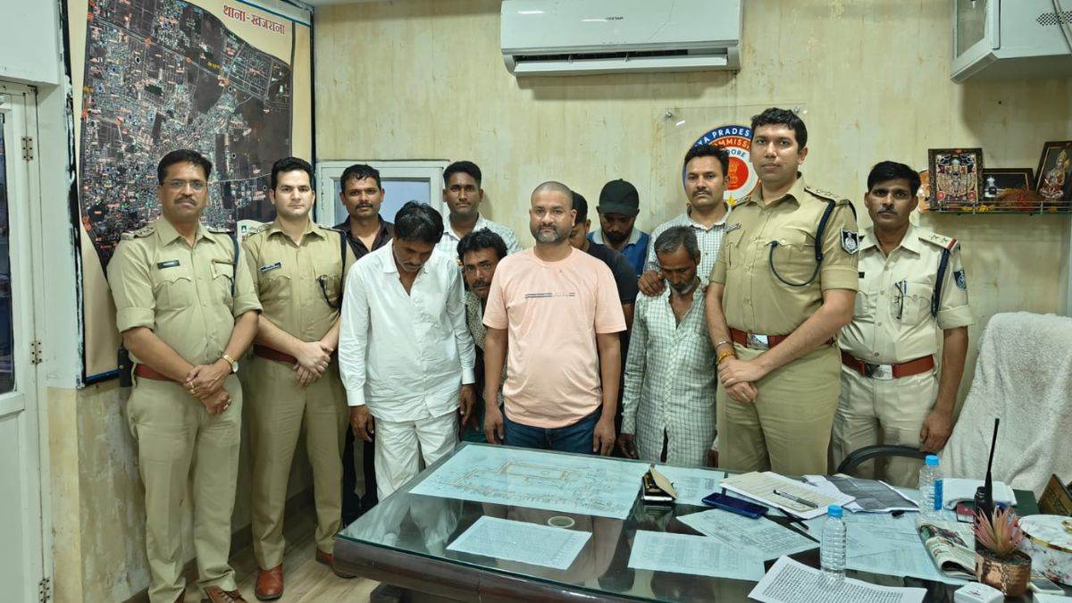 Indore Satta News: इंदौर में भाजपा नेता सट्टा कांड में खजराना पुलिस टीआई सुजीत श्रीवास्तव निलंबित