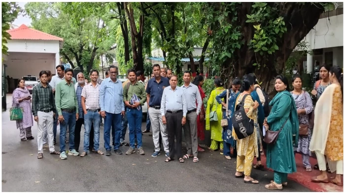 बिलासपुर मंगला में अटका पटवारी संघ भवन का विस्तार: भवन छोटा पड़ने पर 0.040 हेक्टेयर भूमि आवंटन की उठी मांग