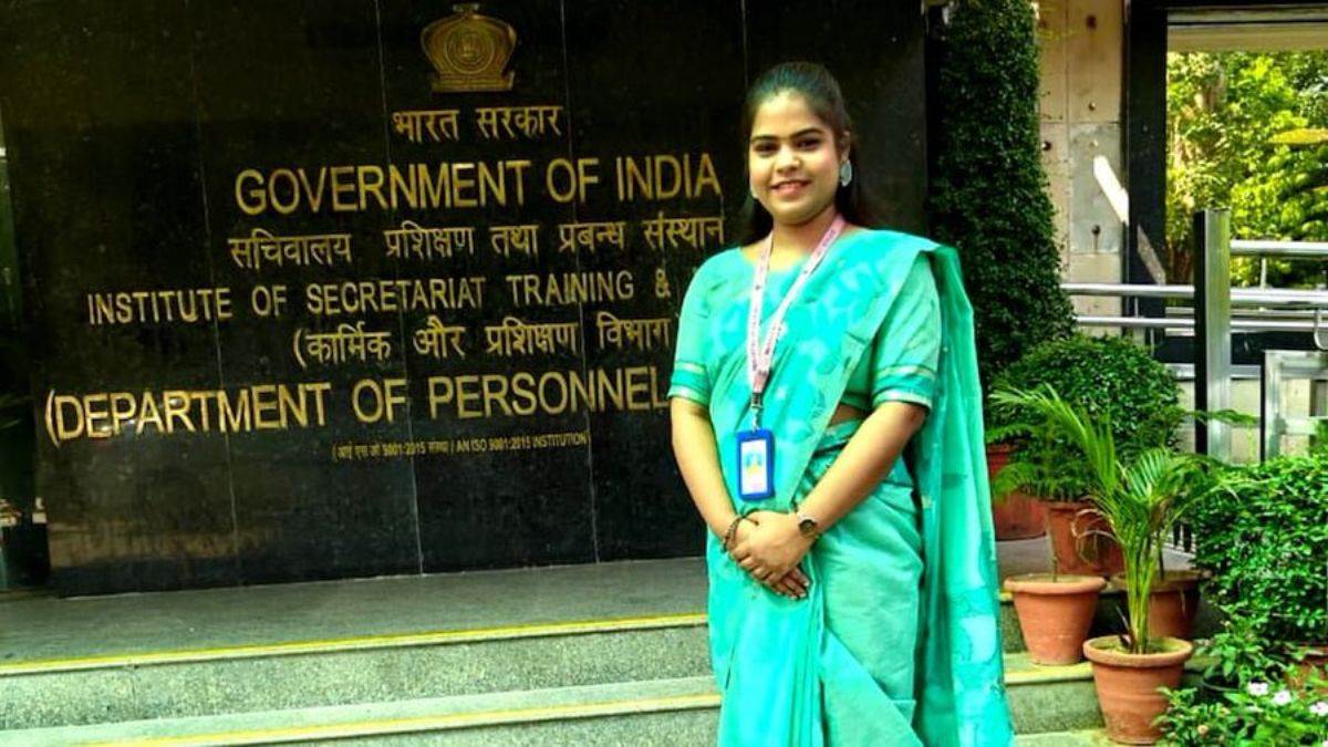 रक्षा मंत्रालय की अधिकारी नाजिया खान का पंखे से लटका मिला शव, तीन महीने की थी गर्भवती