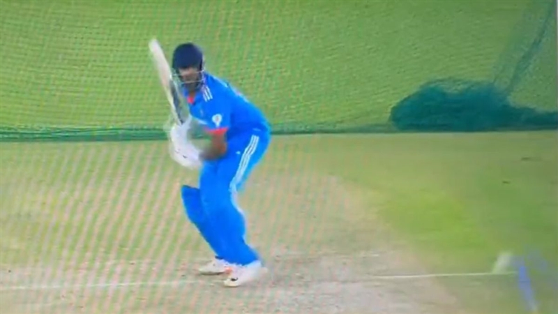 IND vs AUS: After the end of Mohali match, R Ashwin came for batting practice late at night, watch video