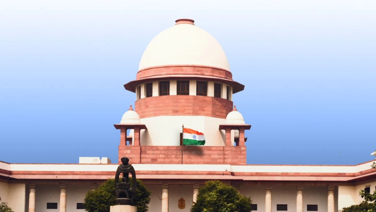 चाइल्ड पोर्नोग्राफी से जुड़े फोटो-वीडियो डाउनलोड करना और उन्हें अपने पास  रखना अपराध: SC - Child Pornography Crime: Supreme Court says downloading  photos and videos related to child ...