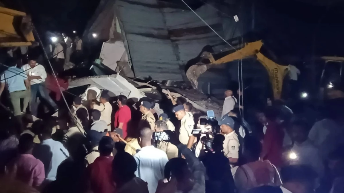 Indore Building Collapse: सप्ताहभर पहले ही मकान धंसने की दी थी सूचना, फिर भी नहीं लिया एक्शन