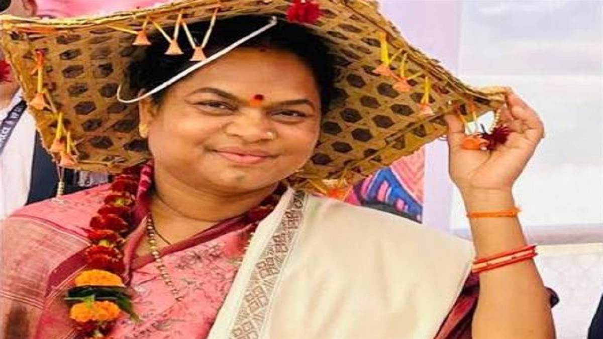 छत्तीसगढ़ की राज्यसभा सांसद फूलो देवी नेताम का वॉट्सएप हैक, संपर्कों से ठगी का प्रयास