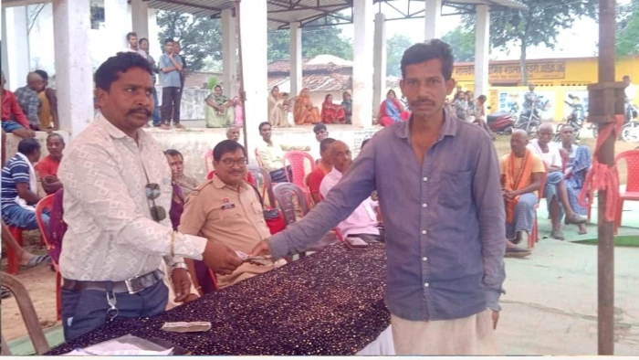 महिलाओं की पहल से केवरी गांव में पूर्ण शराबबंदी, शराब पीने और बेचने पर लोगों से वसूले 45 हजार रुपये