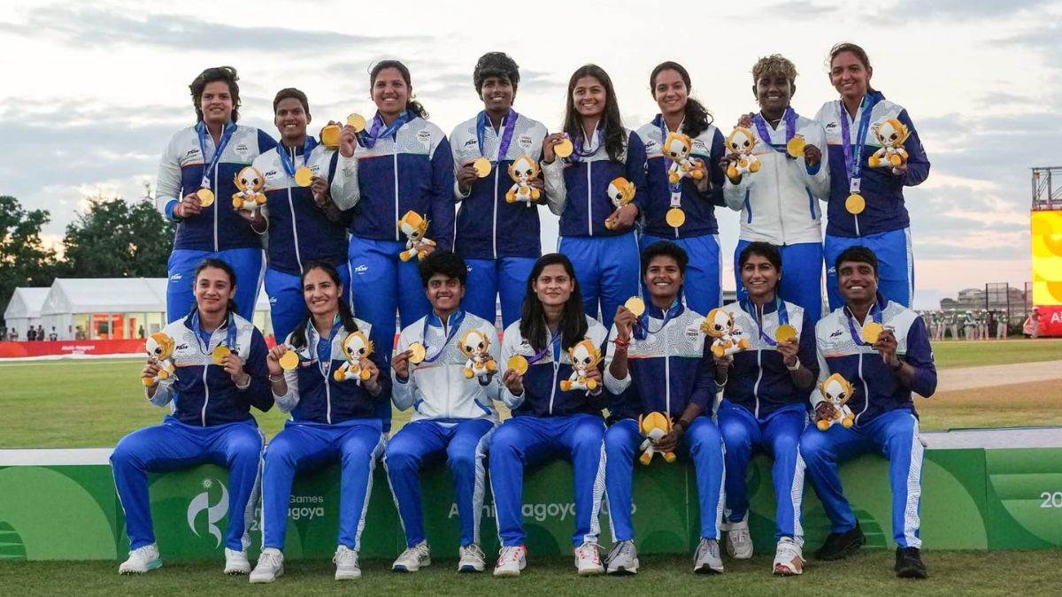 Asian Games 2026 में भारतीय टीम की स्वर्णिम जीत, क्रिकेटर क्रांति गौड़ के घर छतरपुर में जश्न, परिजन बोले- देश के लिए गर्व की बात