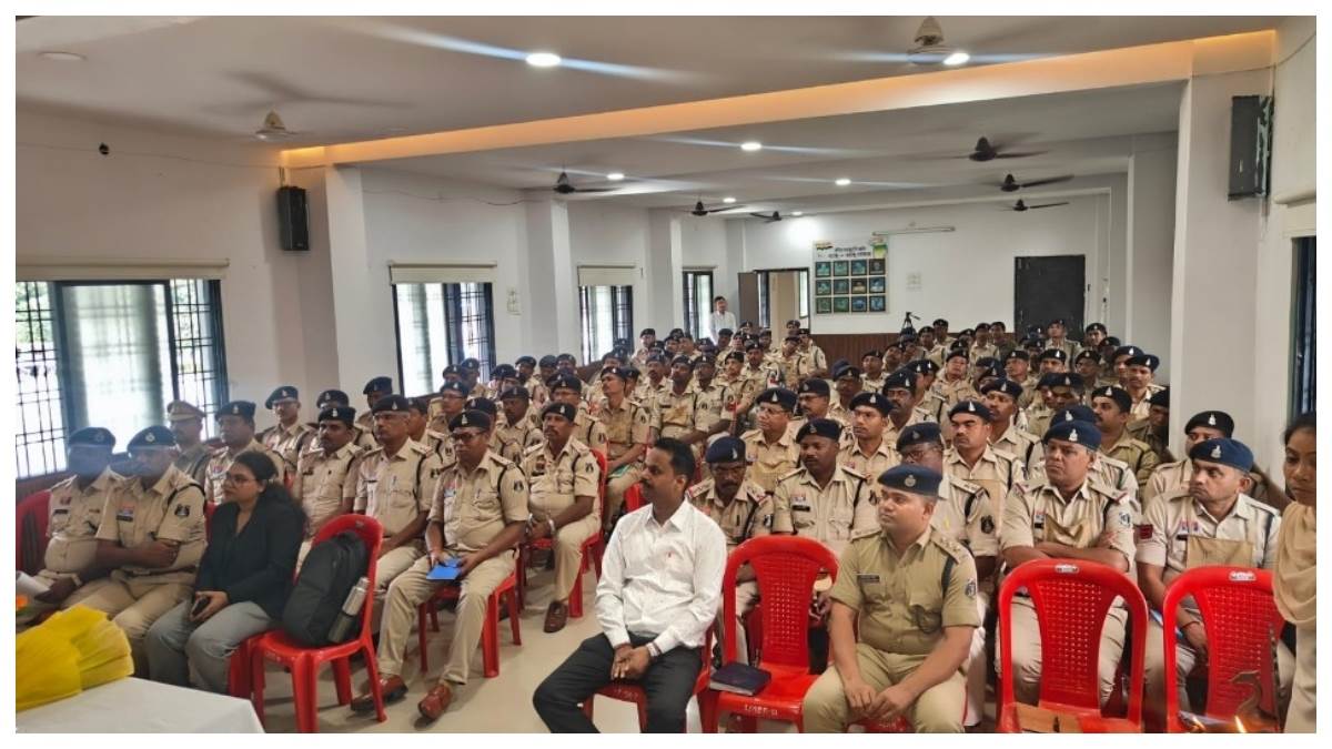 अंबिकापुर में नए कानूनों पर खाकी का मंथन, 2018 पुलिस विवेचकों को मिलेगा ट्रेनिंग, अधिकारियों की मास्टर क्लास