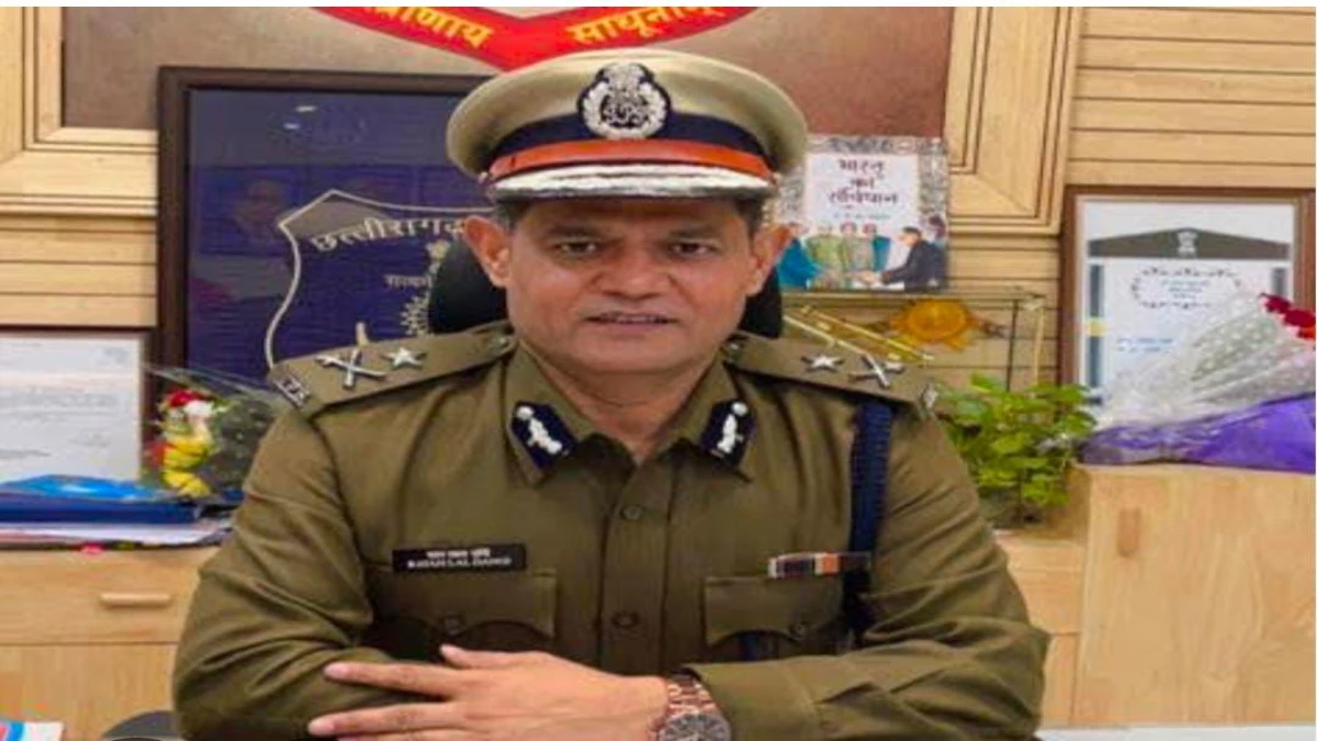 छत्तीसगढ़ में IPS अधिकारी पर SI की पत्नी ने लगाया यौन उत्पीड़न का आरोप, अधिकारी बोले- महिला कर रही ब्लैकमेल
