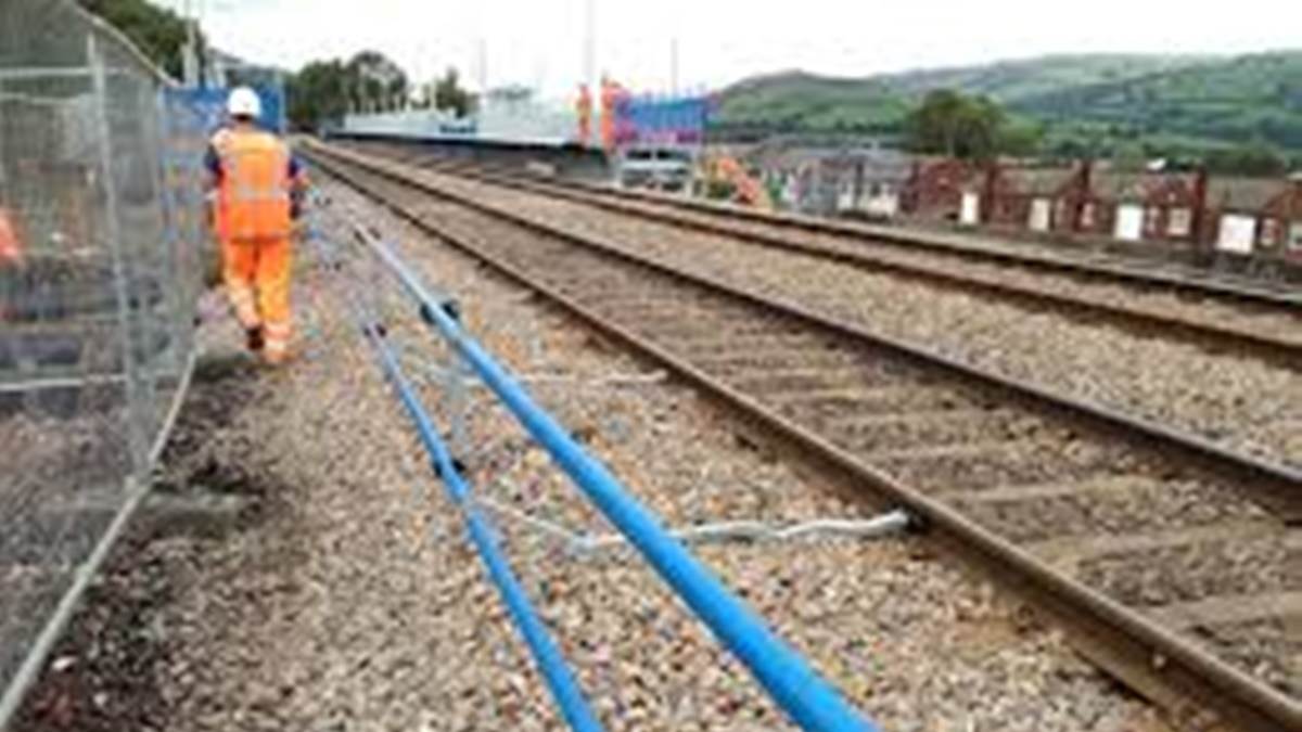 Rail track safety Jabalpur रात में पटरियों की सुरक्षा के लिए तैनात