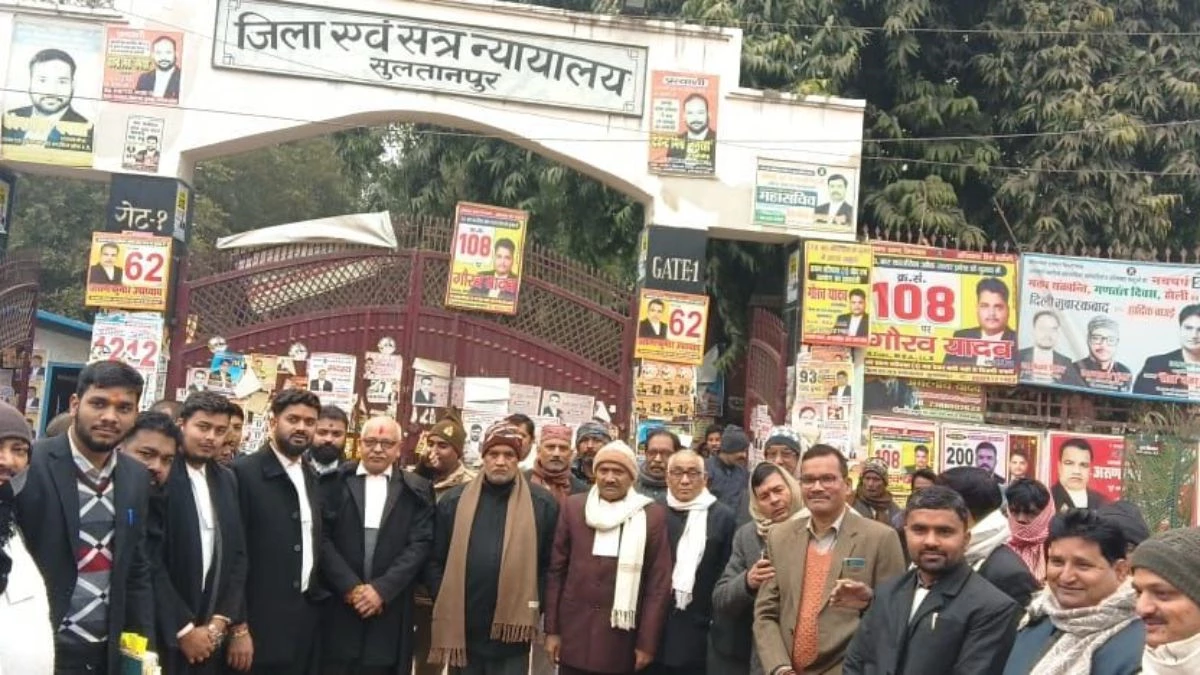 ब्राह्मण बेटियों पर अपमानजनक टिप्पणी करने वाले संतोष वर्मा पर कानूनी शिकंजा, IAS अधिकारी के खिलाफ UP में मुकदमा दायर