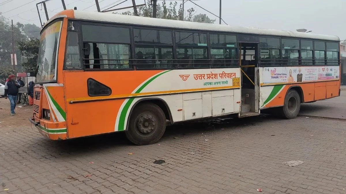 ठंड और कोहरे के चलते UP रोडवेज ने जारी की नई गाइडलाइन, 25 से कम हुए यात्री तो रात 8 बजे के बाद नहीं चलेगी बस