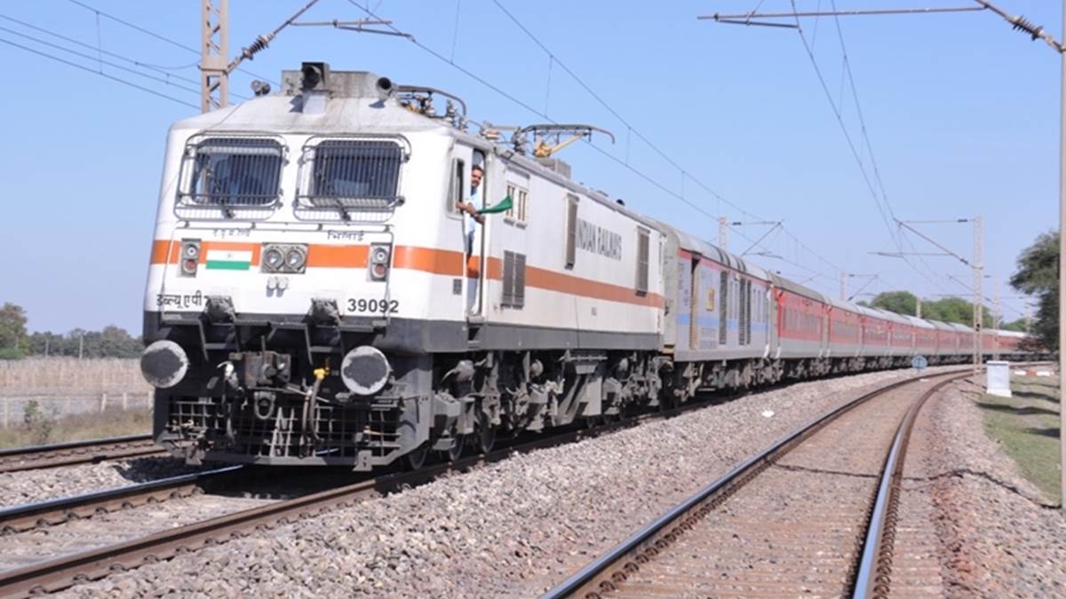 Bilaspur Railway News: उसलापुर स्टेशन में दोहरीकरण लाइन के लिए विद्युतीकरण का होगा कार्य