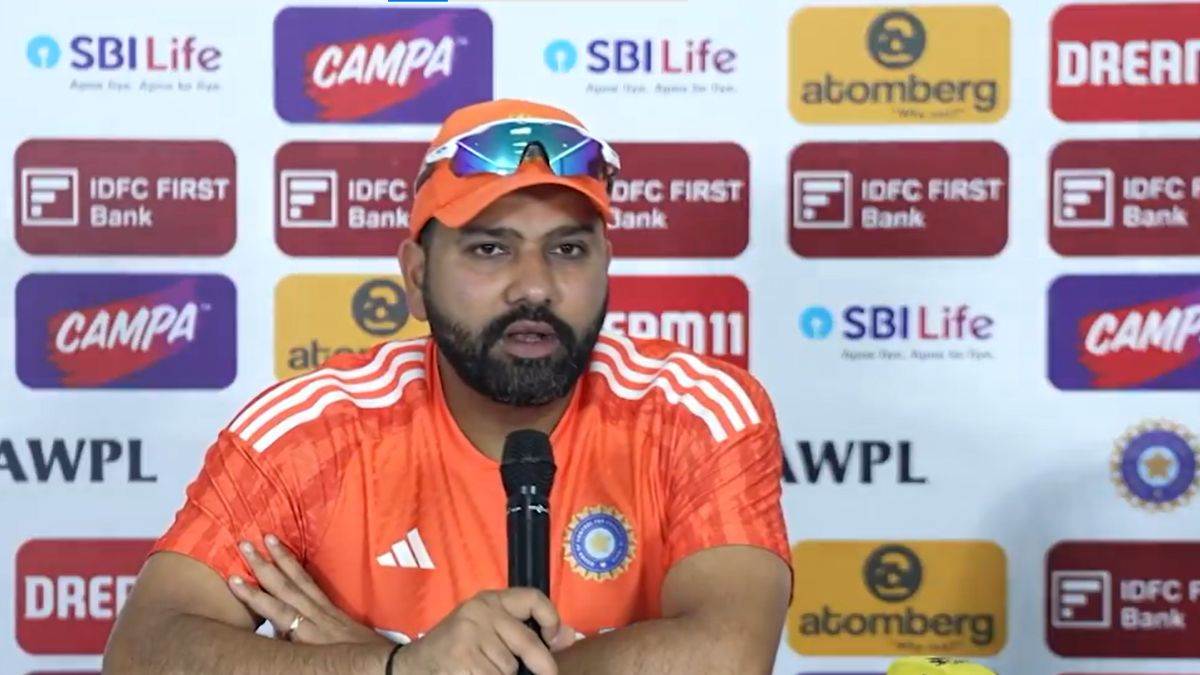 Shoaib Bashir: मैं वीजा ऑफिस में नहीं बैठता, शोएब बशीर के विवाद पर रोहित शर्मा की दो टूक