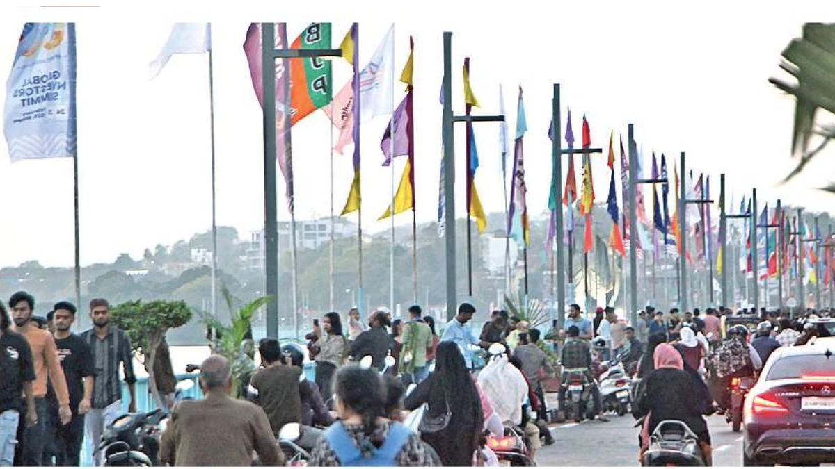 भोपाल में आज डायवर्ट हैं कई रास्ते, घर से निकलने से पहले पढ़ लें ये खबर 3 Bhopal Route Divert: भोपाल में आज डायवर्ट हैं कई रास्ते, घर से निकलने से पहले पढ़ लें ये खबर