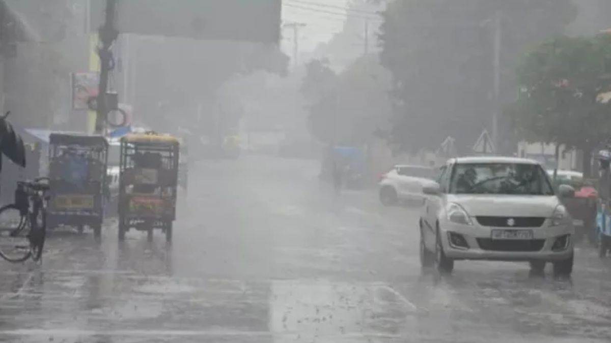 Weather Update: मध्य प्रदेश, छत्तीसगढ़ समेत 12 राज्यों में भारी बारिश का अलर्ट, दिल्ली एनसीआर में बढ़ी गर्मी; IMD का अपडेट