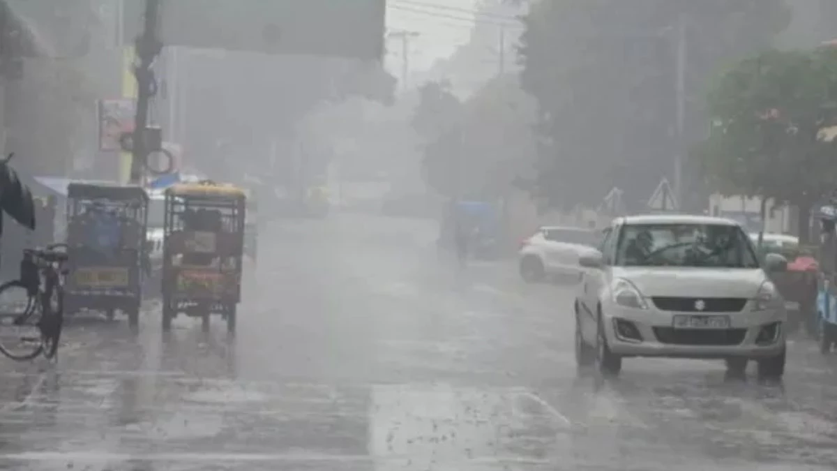 Weather Update: मध्य प्रदेश, छत्तीसगढ़ समेत 12 राज्यों में भारी बारिश का अलर्ट, दिल्ली एनसीआर में बढ़ी गर्मी; IMD का अपडेट