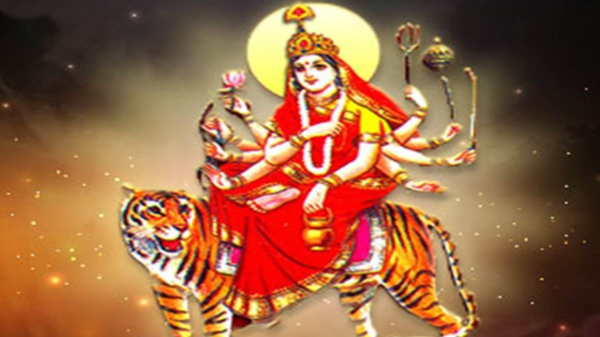 Chaitra Navratri Day 03: नवरात्र में आज करें मां चंद्रघंटा की आराधना, जानिए पूजा विधि, आरती
