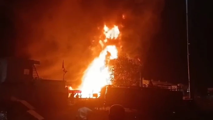 पीथमपुर की आइल फिल्टर फैक्ट्री में भीषण आग, औद्योगिक क्षेत्र में मचा हड़कंप