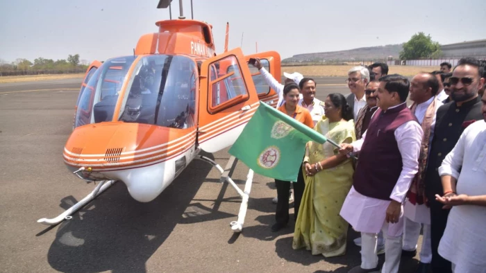 भोपाल से ओरछा-चंदेरी के लिए हेली सेवा को मिला बंपर रिस्पॉन्स, आसान बुकिंग, गाइड की भी सुविधा