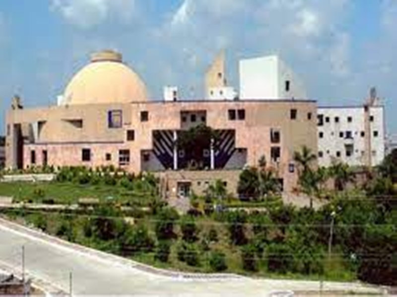 Mp Assembly Building Madhya Pradesh Assembly: पूर्व मंत्री पीसी शर्मा लोक लेखा समिति के ...