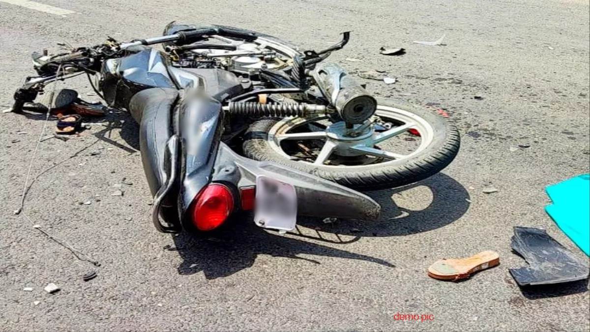 Ujjain News : उन्हेल में बाइक सवार दंपती को ट्रक ने टक्कर मारी, पति की मौत