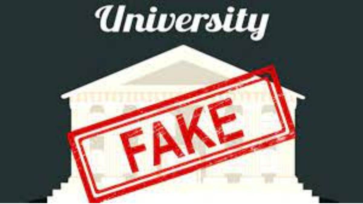 UGC Fake Universities List: छत्तीसगढ़ के पड़ोसी राज्यों में फेक यूनिवर्सिटी, प्रवेश लेने से पहले युवा जरूर देखें यह लिस्ट