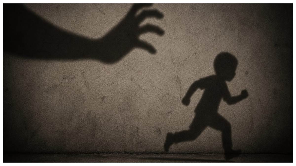 पांच वर्षीय मासूम के साथ अमानवीय कृत्य का आरोप: बिश्रामपुर में सनसनीखेज वारदात, पुलिस ने संदिग्ध ट्रक किया जब्त