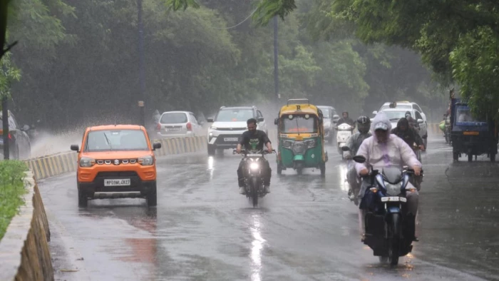 Monsoon Update : इंदौर के पूर्वी क्षेत्र में आधा घंटे झमाझम, अगले दो दिन हल्की से मध्यम बारिश की संभावना