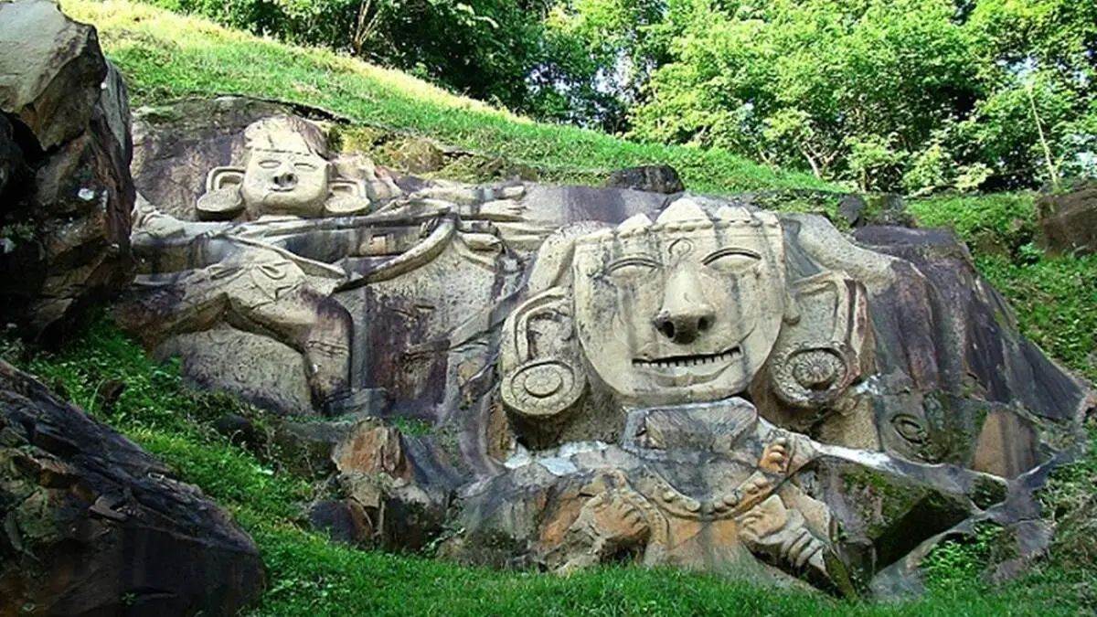 शिव के श्राप से उनाकोटी के पत्थर बने देवी-देवता, लेकिन मूर्ति संख्या एक करोड़ से एक कम…जानें इस पर्वत का रहस्य