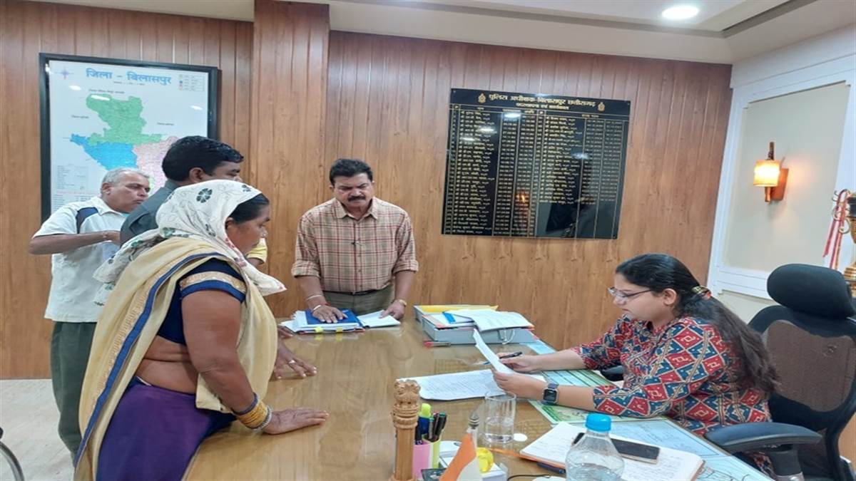 Bilaspur: First asked caste, then beaten by tying it to a pillar, robbed the bike