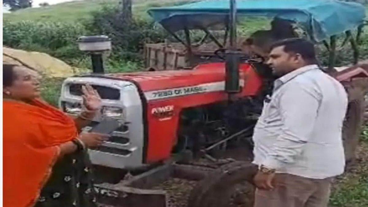 छिंदवाड़ा के चांद में रेत उठाने का विरोध, पूर्व सरपंच पर ट्रैक्टर चढ़ाने का वीडियो वायरल